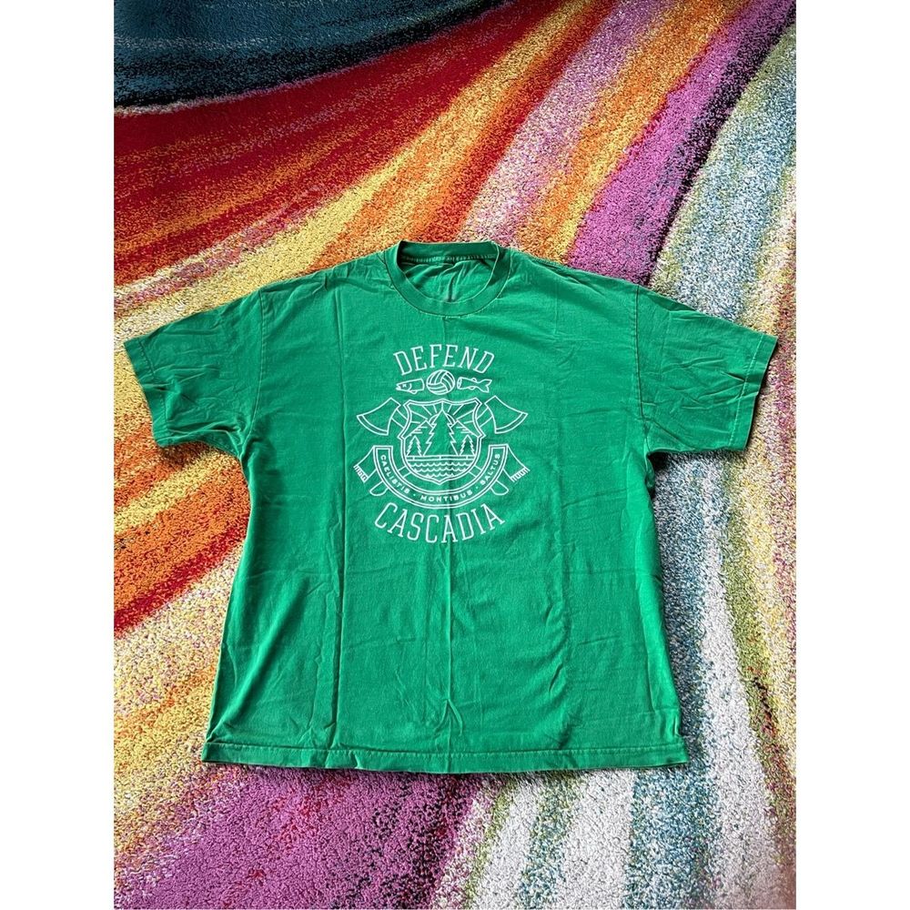 Portland Timbers Army Defend Cascadia tee size XL